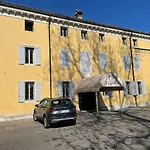 Confidence Ligabue Hotel