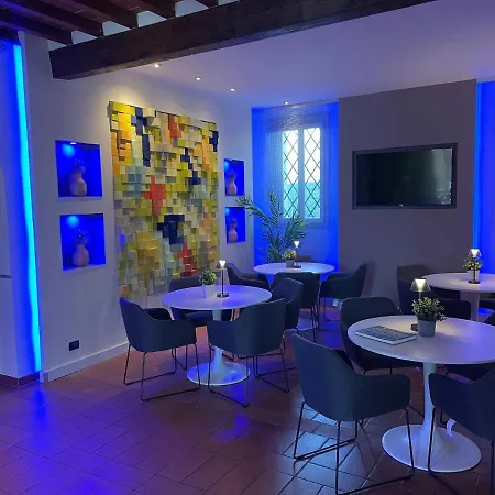 Confidence Ligabue Hotell 4*