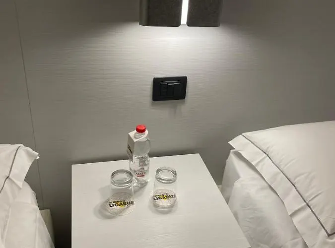 Hotel Confidence Ligabue