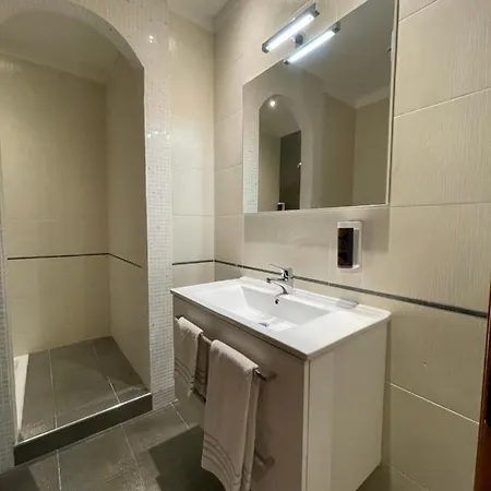 Confidence Ligabue 4*