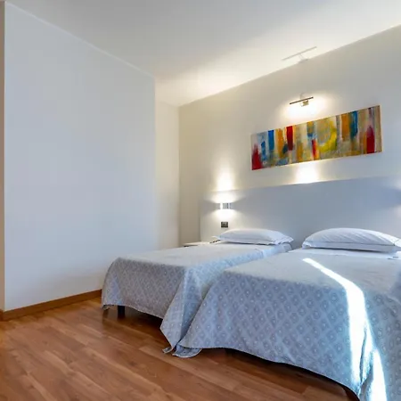 Confidence Ligabue 4* גווסטלה