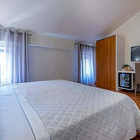 Confidence Ligabue Hotel 4*